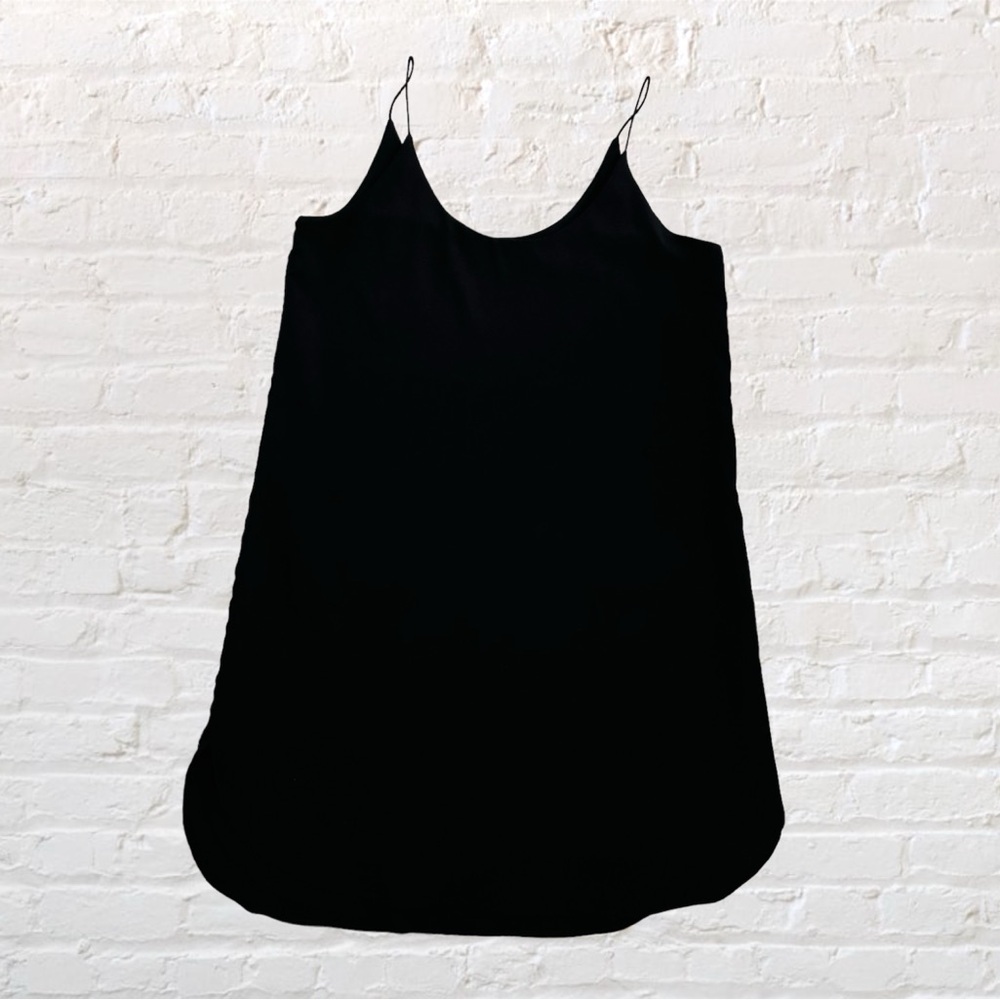 💕 Like 🆕 Lila Rose dolphin hem spaghetti strap sexy essential LBD dress